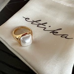 Ettika golden pearl ring 18K gold